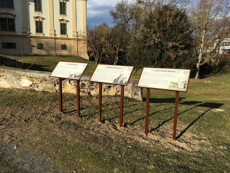 POSTAVLJENI KULTURNO-TURISTIČKI INFO-PANOI NA PODRUČJU GRADA VALPOVA