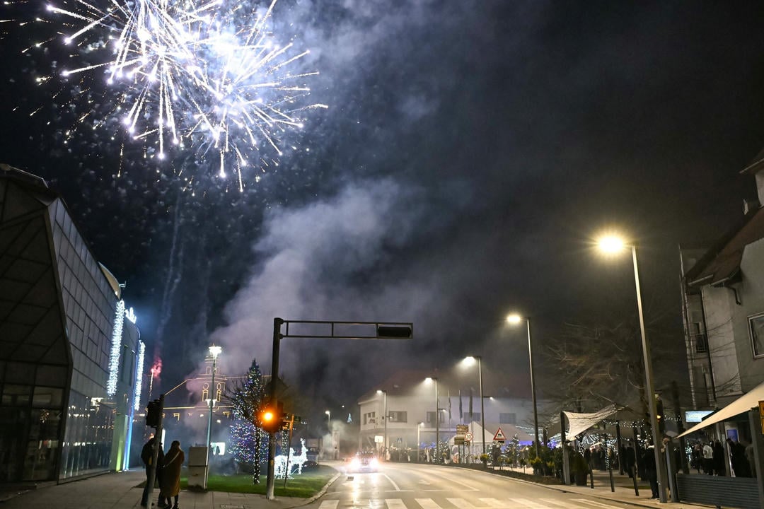 ADVENT U VALPOVU 2025. – DOČEK NOVE 2026. GODINE UZ JOVALIUS BAND I NOVOGODIŠNJI VATROMET