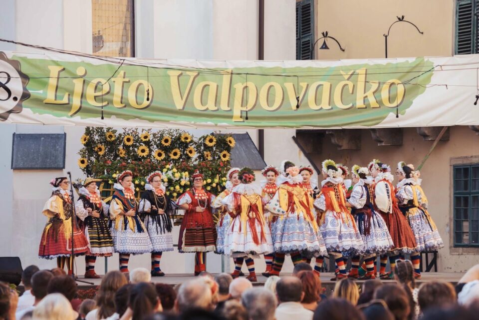 58. LJETO VALPOVAČKO: SMOTRA FOLKLORA
