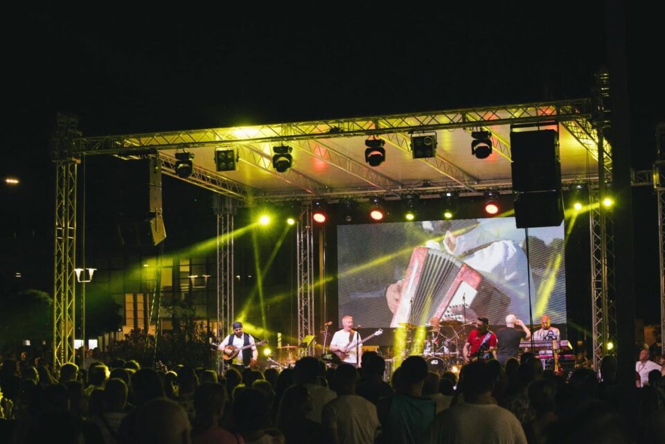 58. LJETO VALPOVAČKO: KONCERT GRUPE VIGOR – TRAŽENI